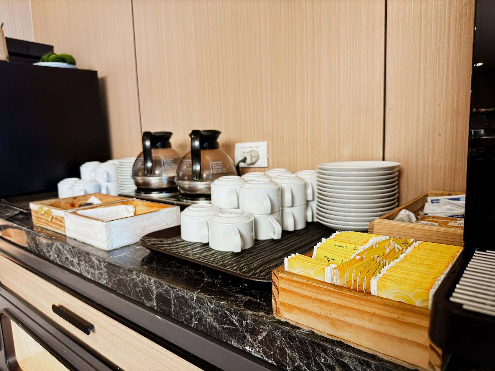 Icheck Inn Residences Patong Ngoại thất bức ảnh
